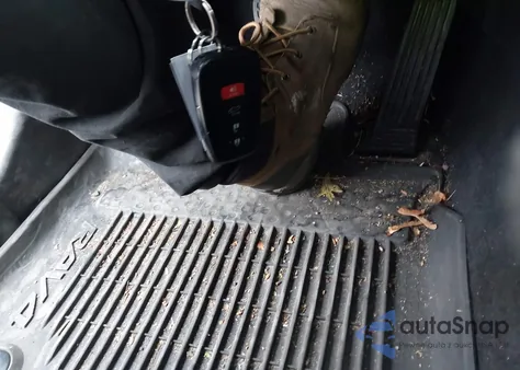 2023 Toyota Rav4 Xle z USA, uszkodzony, nr VIN 2T3P1RFV0PC353736